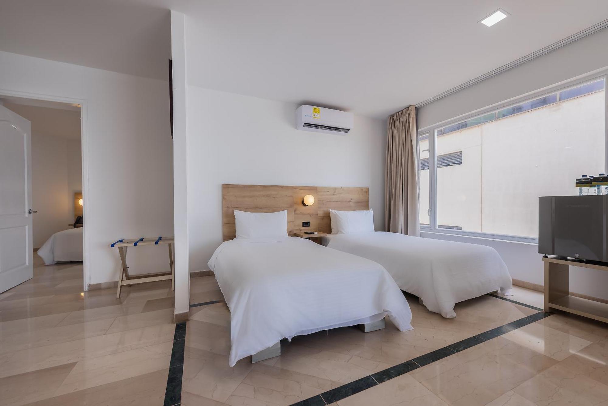 Hotel Regatta Cartagena エクステリア 写真